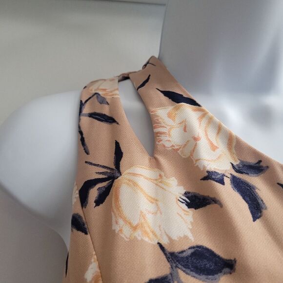 Floral One-Shoulder Jumpsuit - Picture 3 of 7